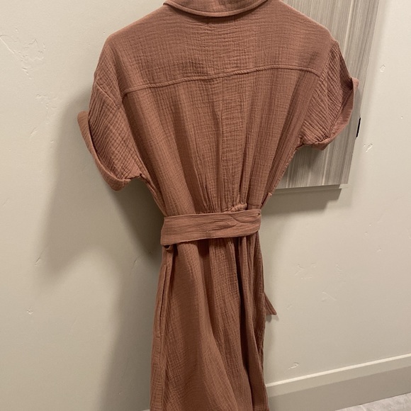 Evereve Hailey Gauze Button Down Dress - Picture 4 of 4